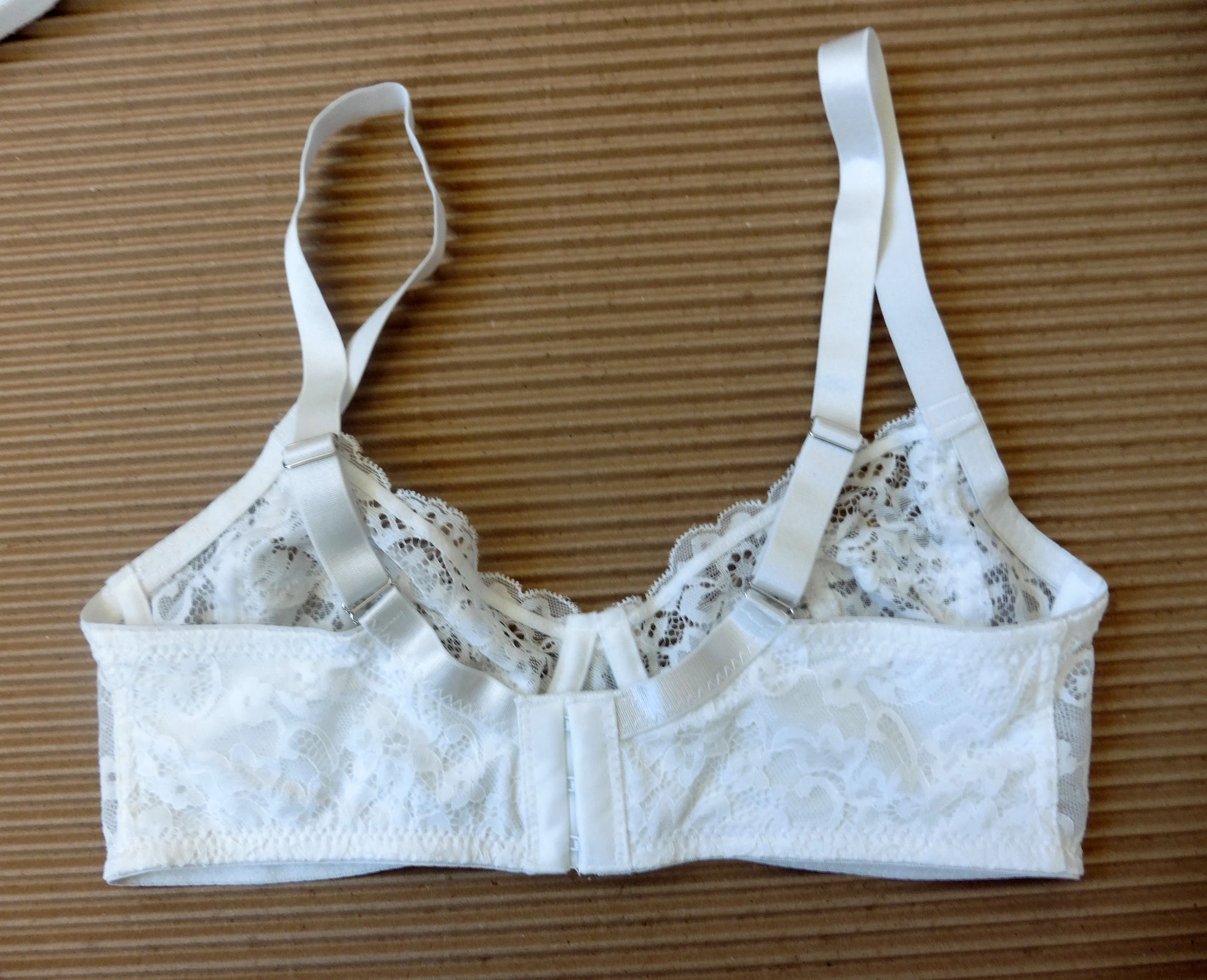 Set van 3 beugelbeha's van kant maat 90B – photo 6